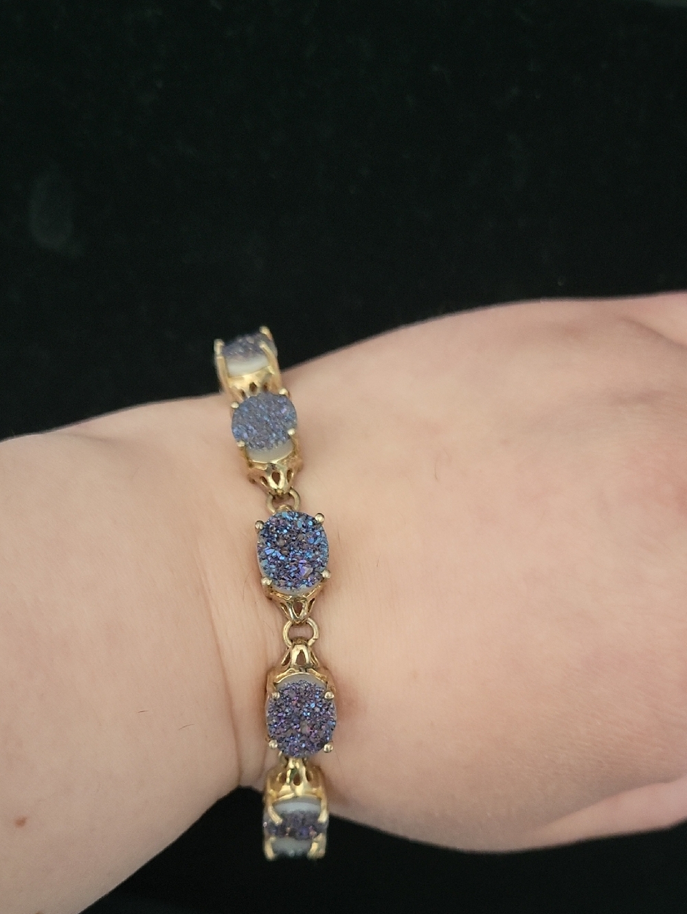 NWOT Purple Druzy Quartz Bracelet
